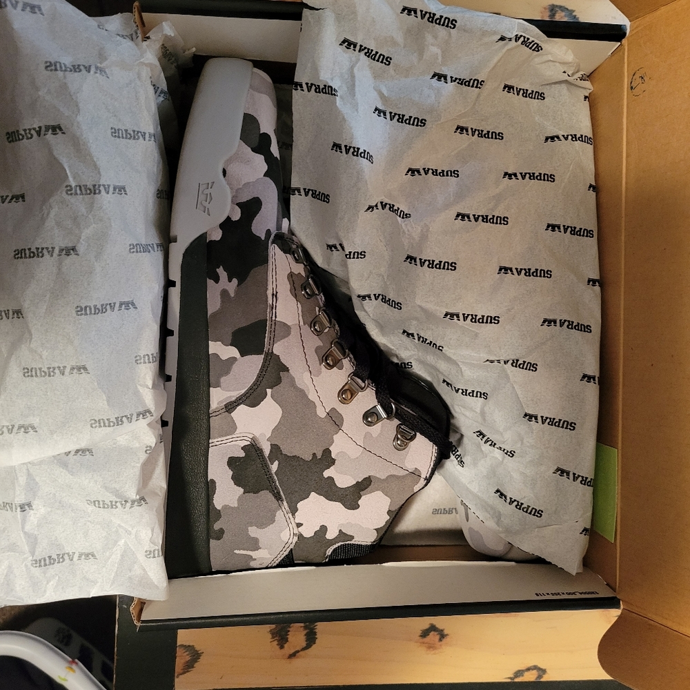 Mobb deep rare Supras